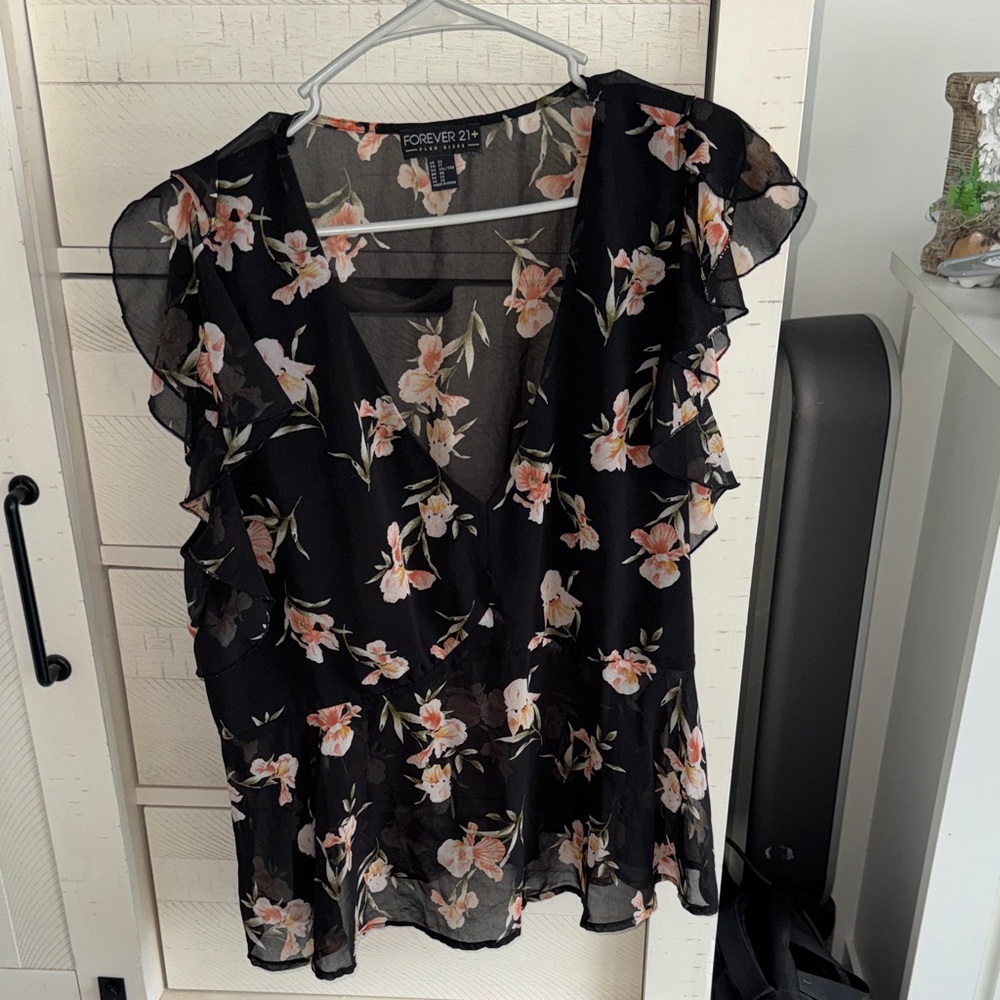 Forever 21 Black and Pink Floral Blouse